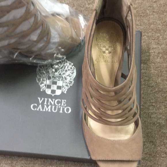 Vince Camino brand new shoes. - Picture 3 of 5